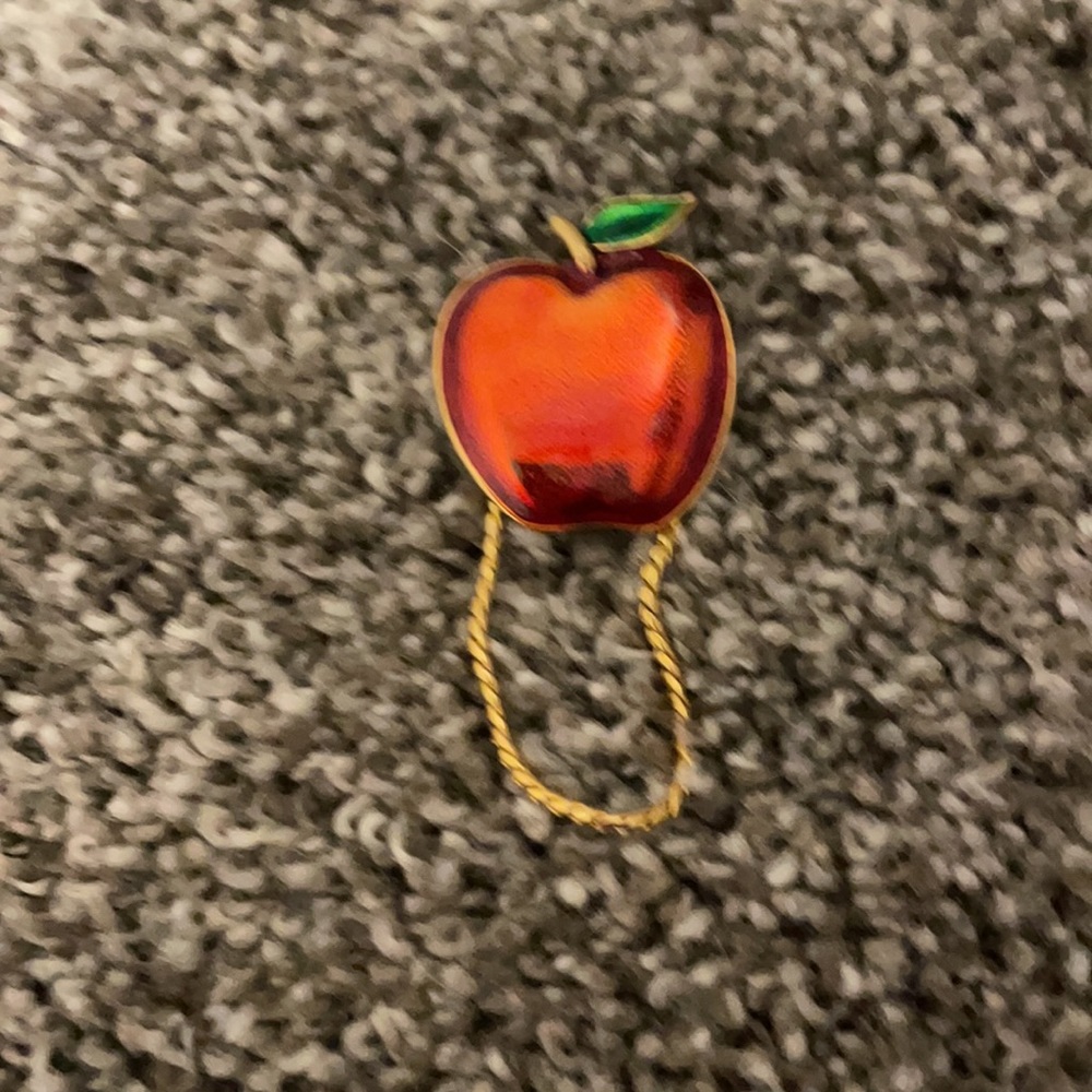 Apple Brooch - Picture 4 of 4